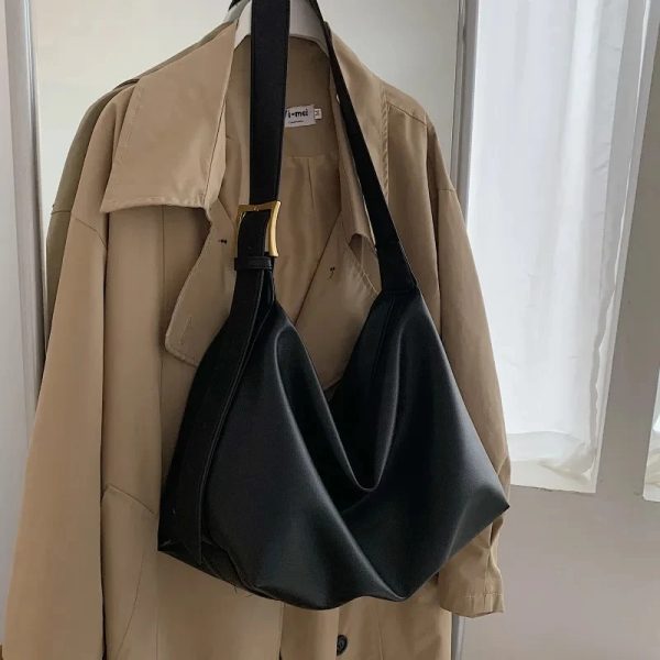 Hobo Leather Shoulder Bag